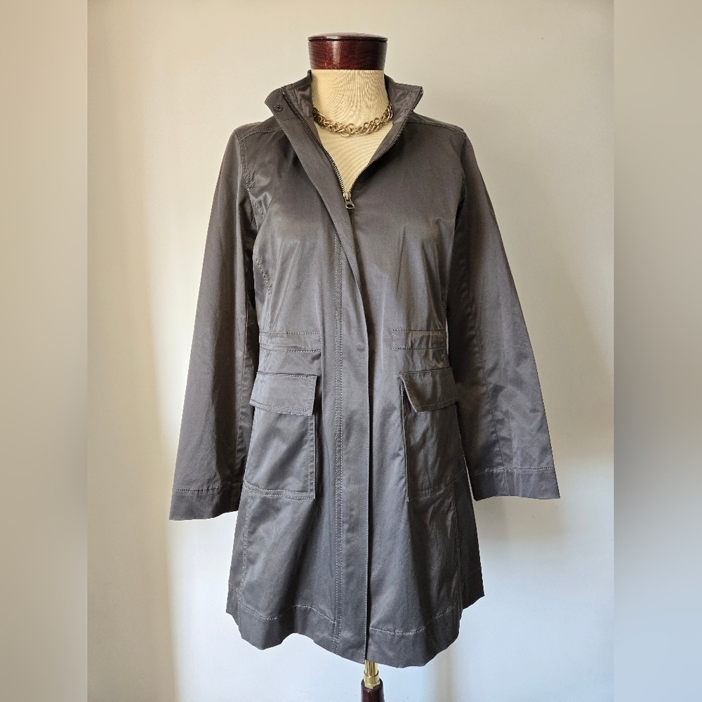 EILEEN FISHER lightweight Gray Jacket. Size Small